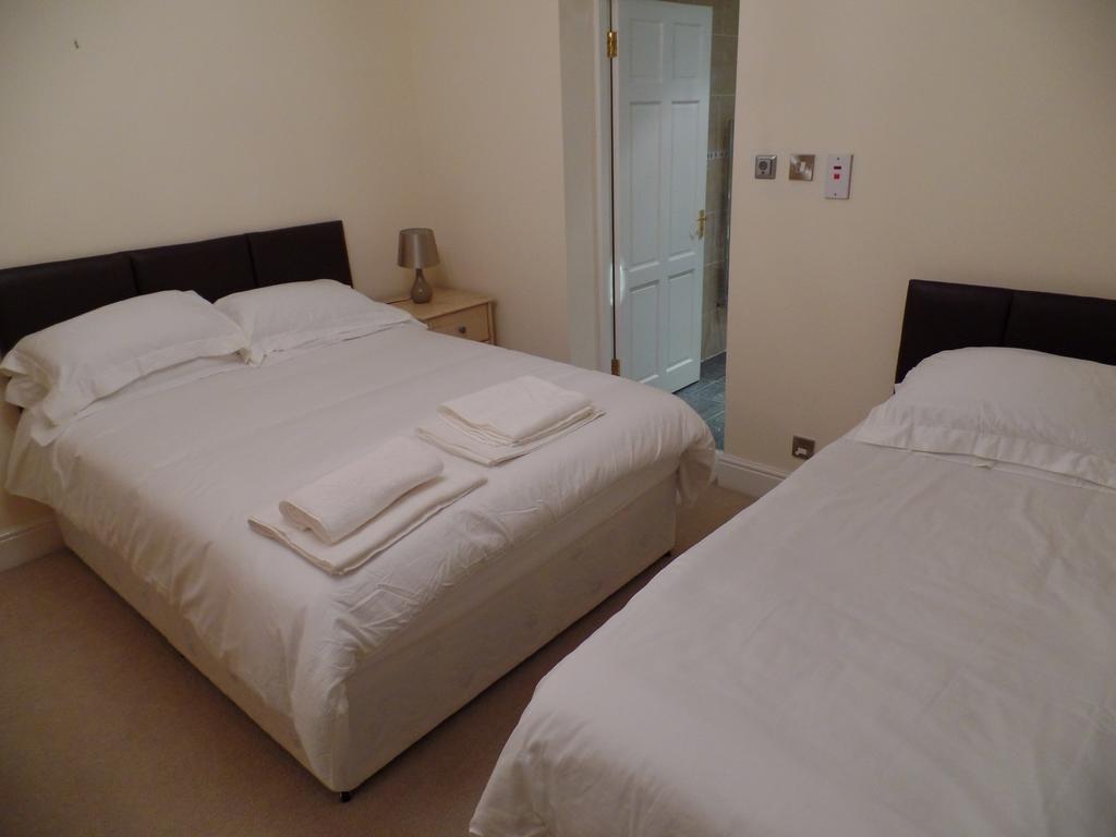 Pay2Stay Chester Extérieur photo