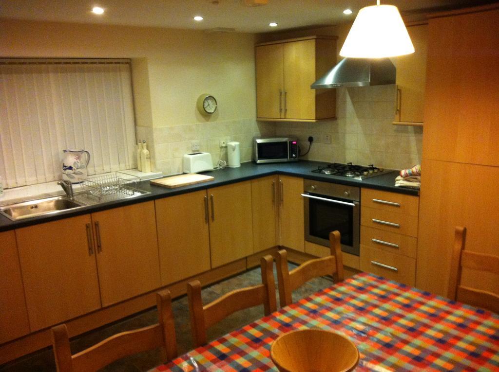 Pay2Stay Chester Extérieur photo